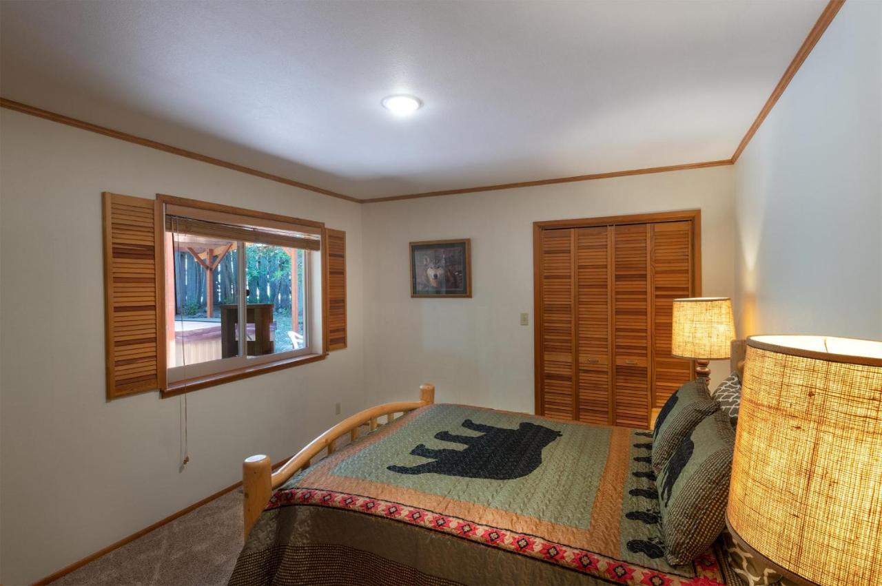 Вилла Apple Tree Bear House Йосемити-Уэст Экстерьер фото